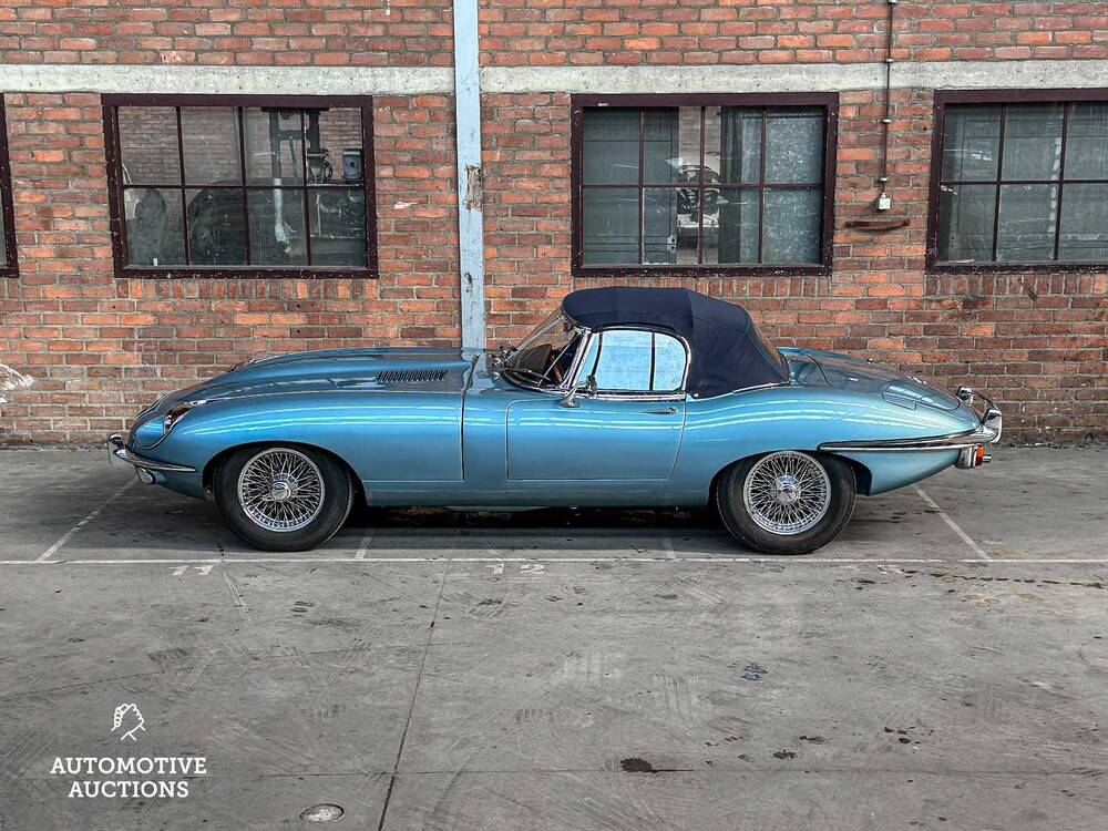Jaguar E-Type Cabrio 4.2 6-Reihen-Serie 2 265PS 1970, AR-94-77 
