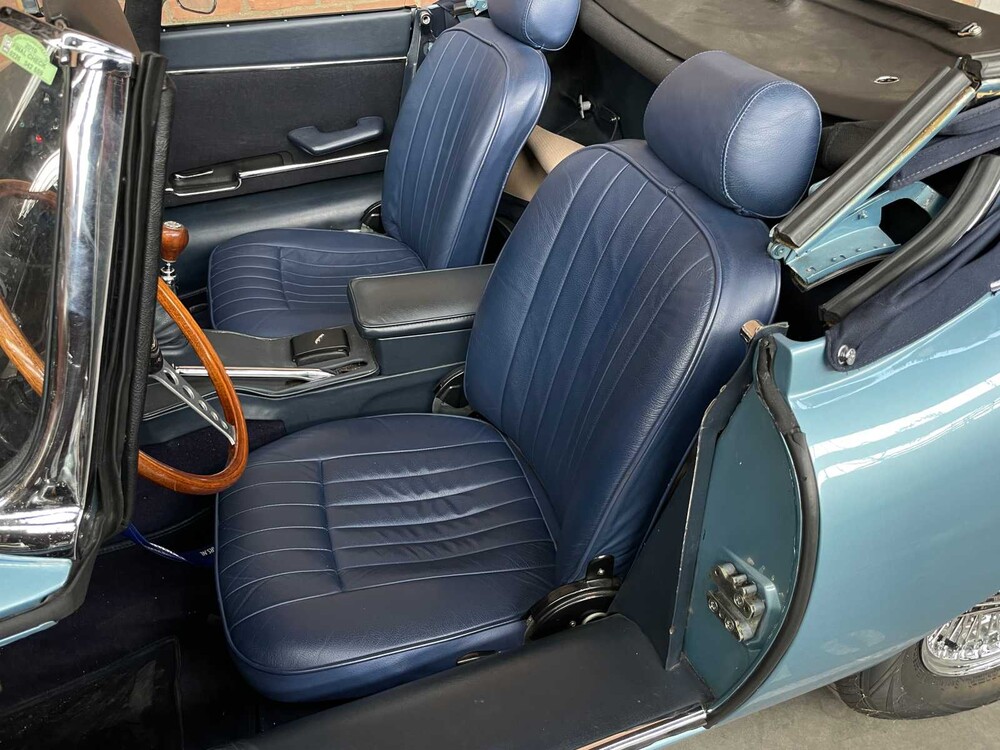 Jaguar E-Type Cabrio 4.2 6-Reihen-Serie 2 265PS 1970, AR-94-77 