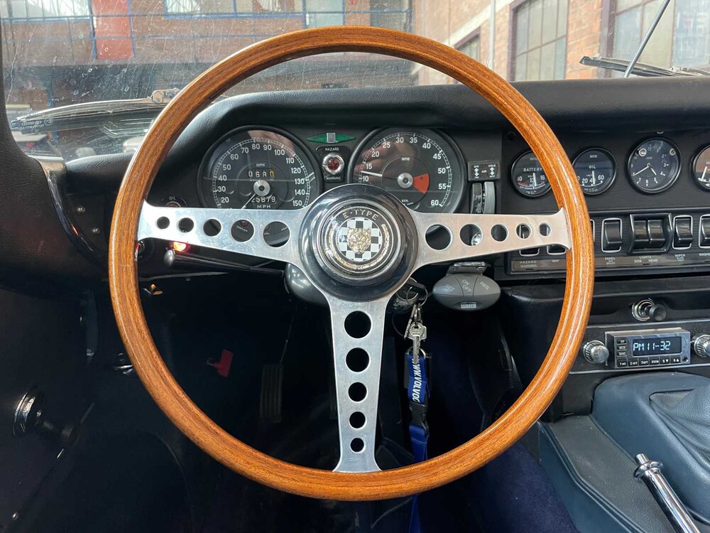 Jaguar E-Type Cabrio 4.2 6-Reihen-Serie 2 265PS 1970, AR-94-77 