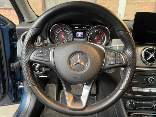 Mercedes-Benz GLA250 Business 211hp 2020 GLA Class, S-403-KJ