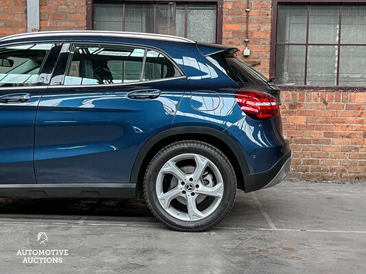 Mercedes-Benz GLA250 Business 211hp 2020 GLA Class, S-403-KJ