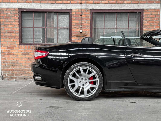 Maserati GranCabrio 4.2 V8 402pk 2010