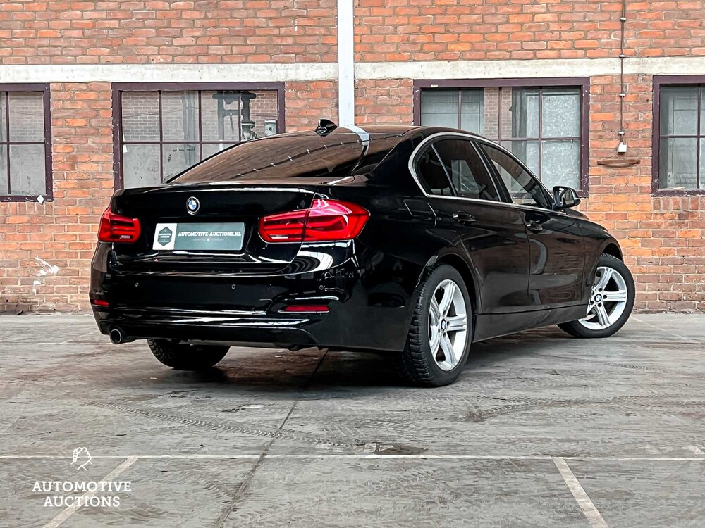 BMW 318i Centennial Executive F30 136hp 2017 3-Series (Original-NL), NG-876-R