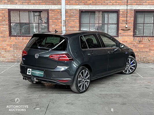 Volkswagen Golf GTE 1.4 TSI Connected Series 204hp 2016 (Original-NL), KR-643-F