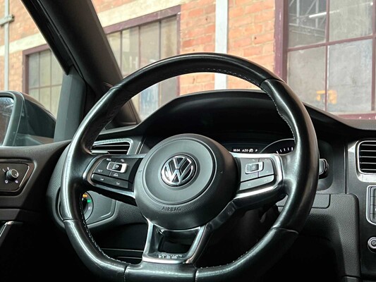 Volkswagen Golf GTE 1.4 TSI Connected Series 204PS 2016 (Original-NL), KR-643-F