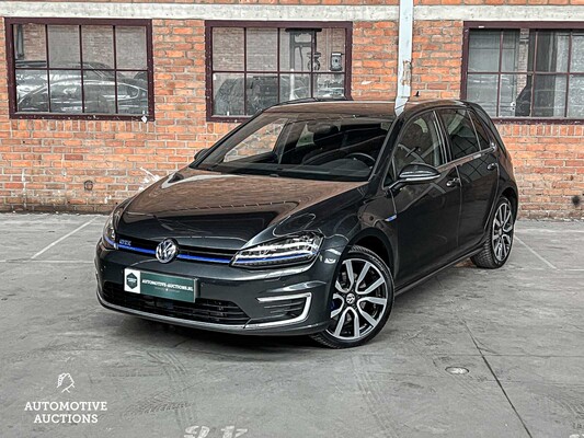 Volkswagen Golf GTE 1.4 TSI Connected Series 204PS 2016 (Original-NL), KR-643-F