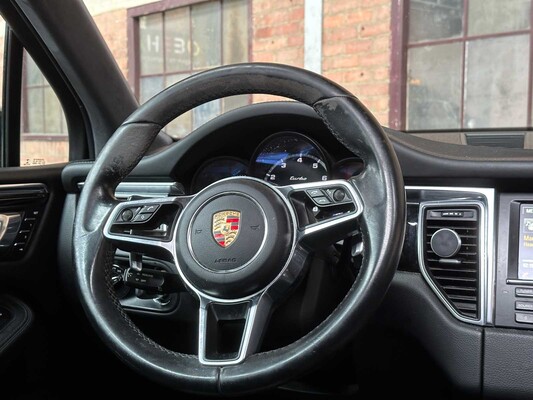 Porsche Macan Turbo 3.6 V6 Sport-Chrono 400pk 2014, XB-123-G