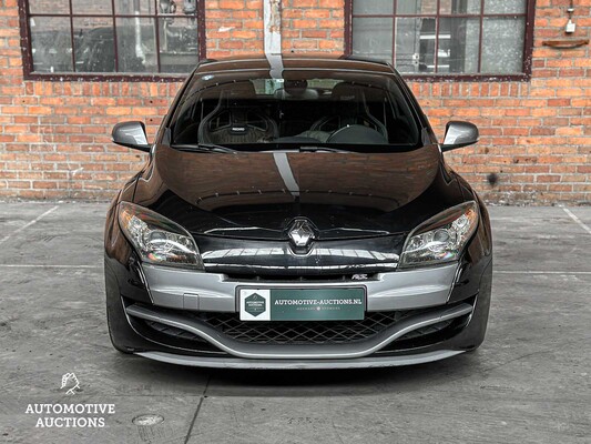 Renault Sport Megane RS 2.0 16v 250hp 2011