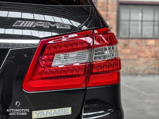 Mercedes-Benz E63 AMG Estate DESIGNO 5.5 V8 525hp 2012