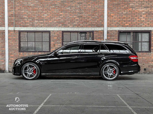 Mercedes-Benz E63 AMG Estate DESIGNO 5.5 V8 525hp 2012