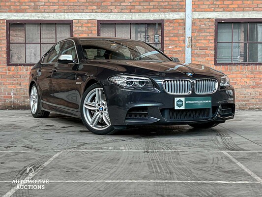 BMW M550xd M-Sport 381pk 2015 (Origineel-NL) 5-Serie, 4-ZLT-48