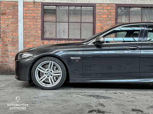 BMW M550xd M-Sport 381hp 2015 (Original-NL) 5-Series, 4-ZLT-48