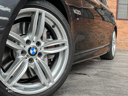 BMW M550xd M-Sport 381PS 2015 (Original-NL) 5er, 4-ZLT-48