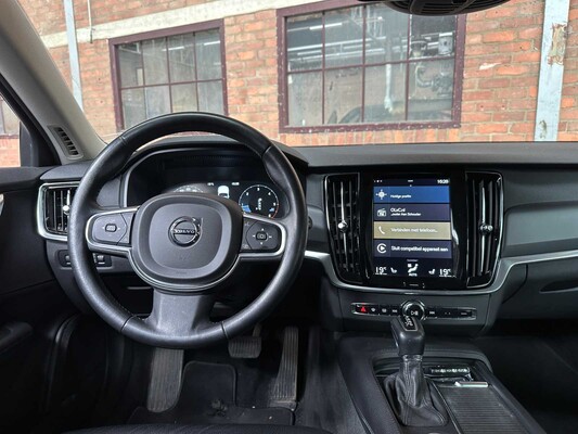 Volvo V90 2.0 D4 Momentum 190hp 2017, PK-430-T