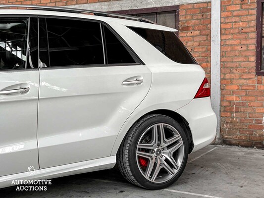 Mercedes-Benz ML63 AMG 5.5 V8 Performance Pack 557pk 2014 M-klasse, KT-808-X