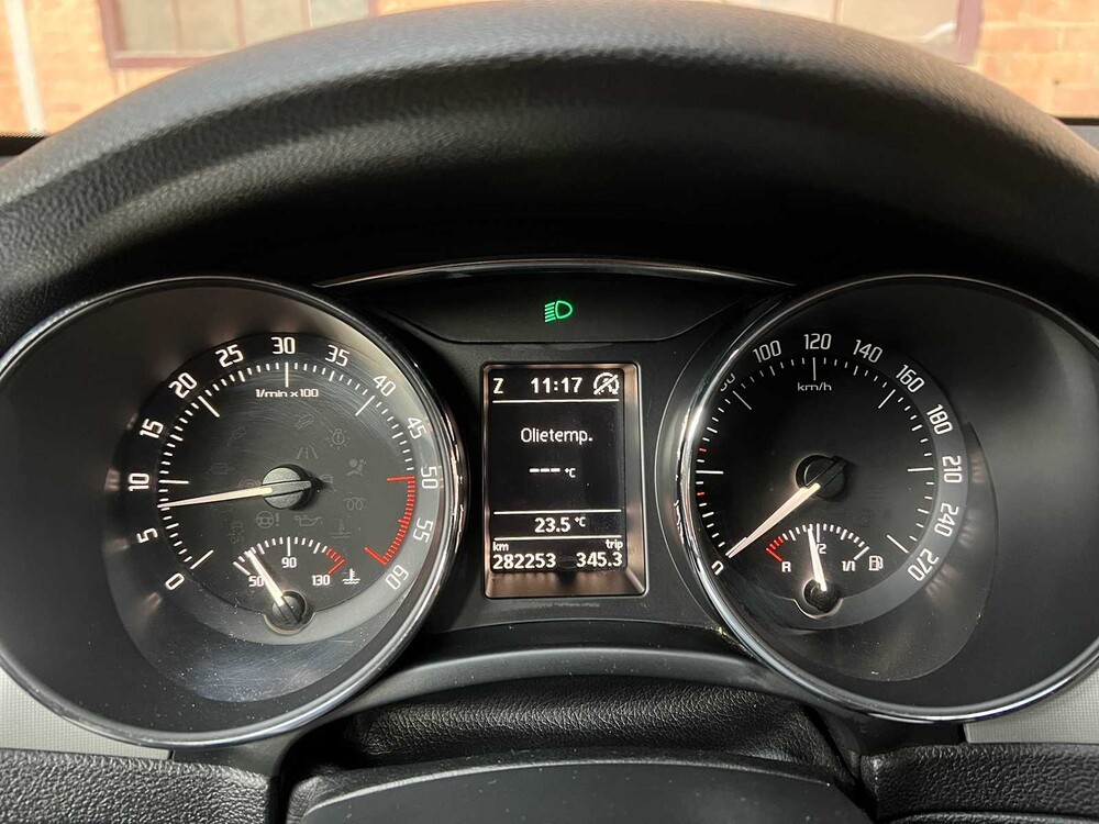 Skoda Superb Combi 1.6 TDI Grl. Amb.Bns 105PS 2012 -Erstjg. NL-, 59-TSV-8