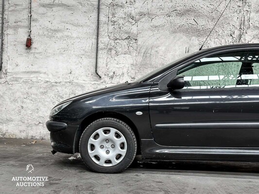 Peugeot 206 1.4 HDI Pop' Art 68hp 2004 -Fertigmodell NL, 08-PP-US