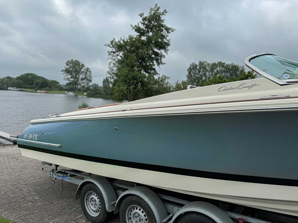 Chris Craft 28 Corsair Heritage 2x V8 600PS 2011
