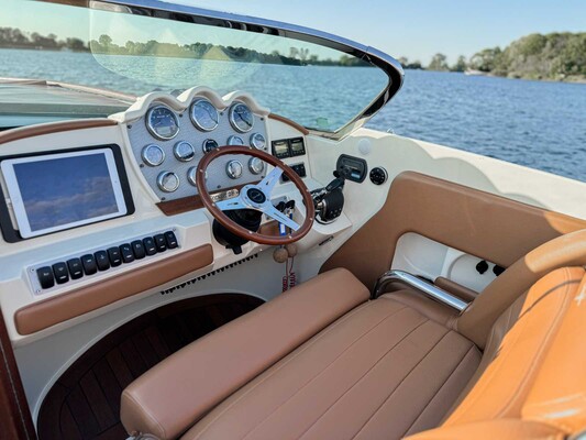 Chris Craft 28 Corsair Heritage 2x V8 600hp 2011