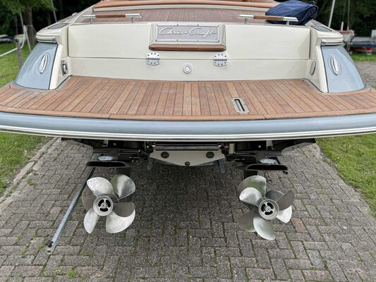 Chris Craft 28 Corsair Heritage 2x V8 600pk 2011