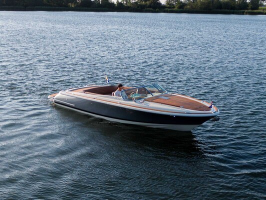 Chris Craft 28 Corsair Heritage 2x V8 600pk 2011