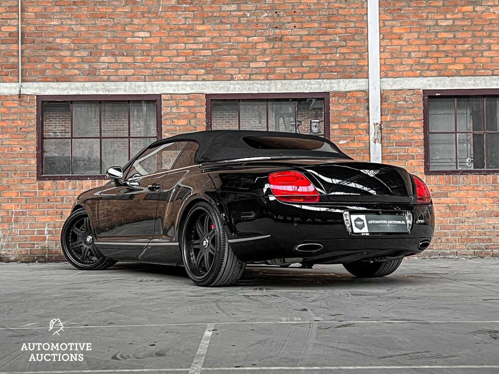 Bentley Continental GTC 6.0 W12 560hp 2010