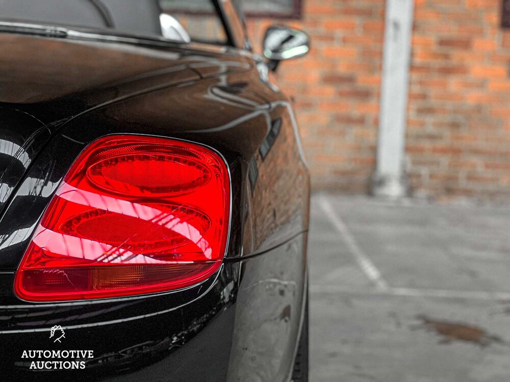 Bentley Continental GTC 6.0 W12 560hp 2010