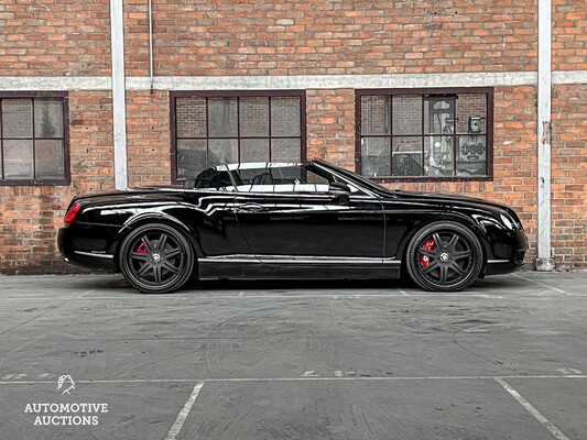 Bentley Continental GTC 6.0 W12 560PS 2010