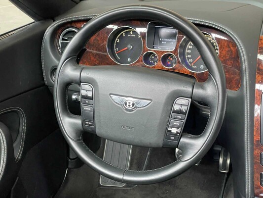 Bentley Continental GTC 6.0 W12 560PS 2010