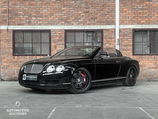 Bentley Continental GTC 6.0 W12 560pk 2010