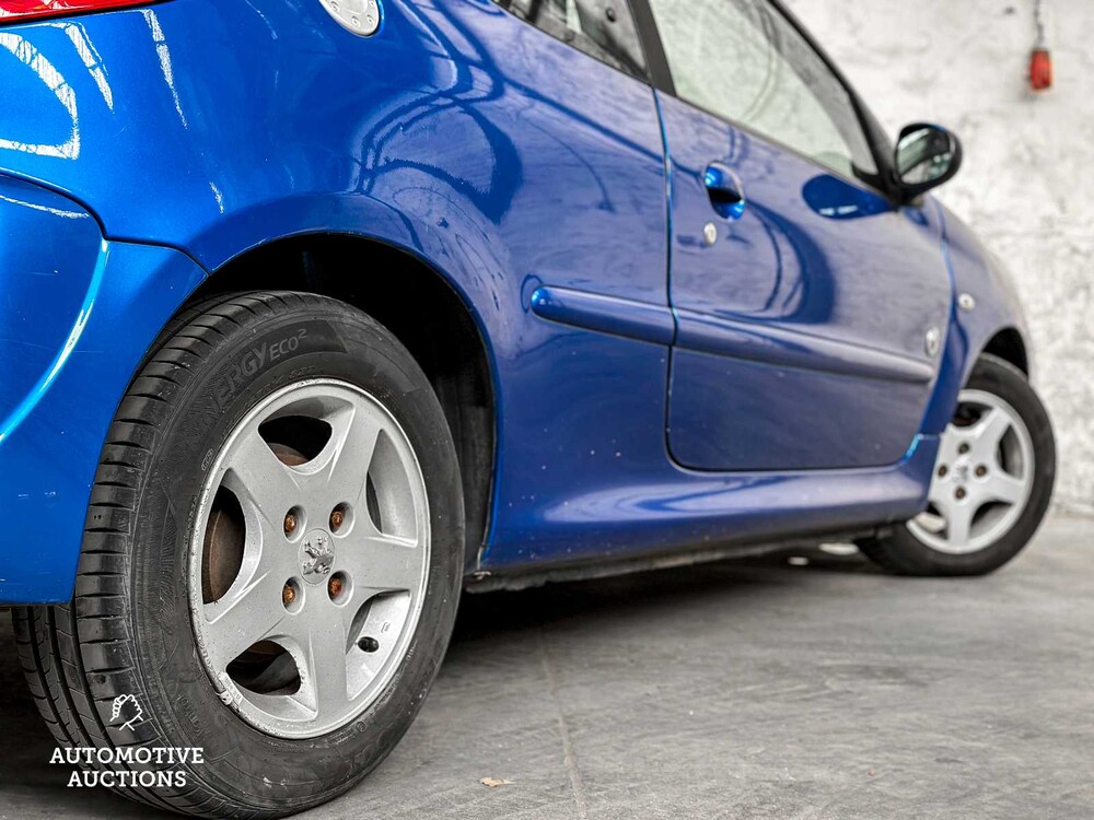 Peugeot 206 + 1.4 HDiF XS 68PS 2012, Z-530-PH