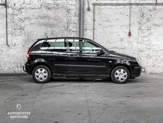 Volkswagen Polo 1.2 54hp 2004 ORIG-NL, 47-NX-DR