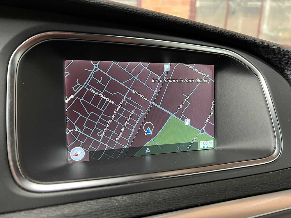 Volvo V40 2.0 D4 R-Design Bns 190pk 2014 -Orig. NL-, 3-XNZ-70