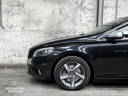 Volvo V40 2.0 D4 R-Design Bns 190hp 2014 -Orig. NL-, 3-XNZ-70