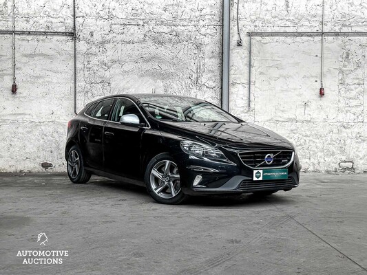 Volvo V40 2.0 D4 R-Design Bns 190pk 2014 -Orig. NL-, 3-XNZ-70