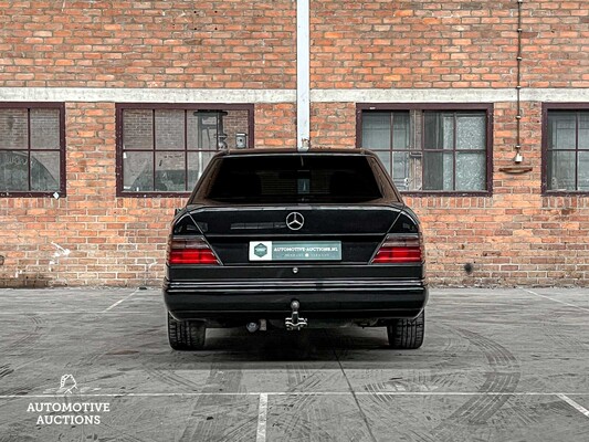 Mercedes-Benz E300 4x4 W124 179hp 1992 E-Class, R-844-LN