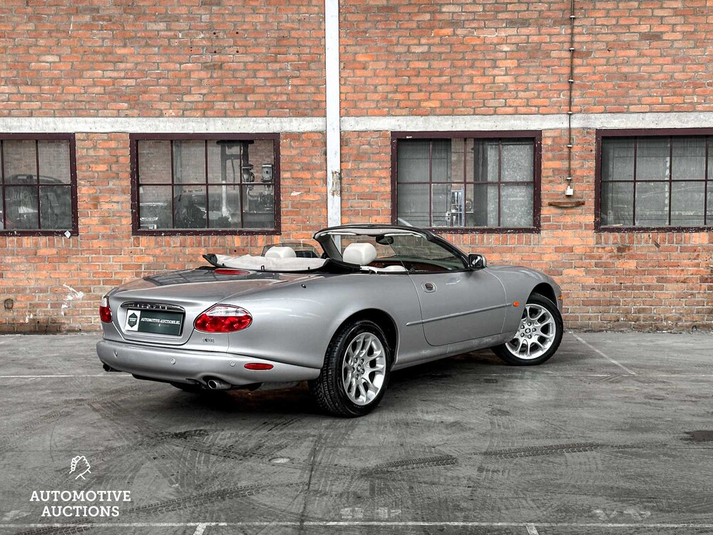 Jaguar XK8 Cabriolet 4.0 V8 294PS 2001 Youngtimer