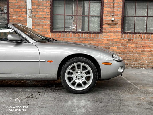 Jaguar XK8 Cabriolet 4.0 V8 294hp 2001 Youngtimer