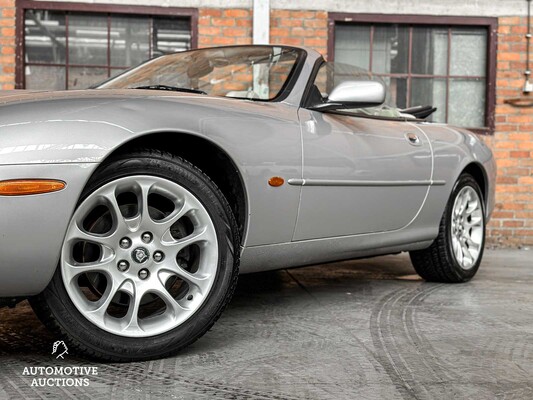 Jaguar XK8 Cabriolet 4.0 V8 294PS 2001 Youngtimer