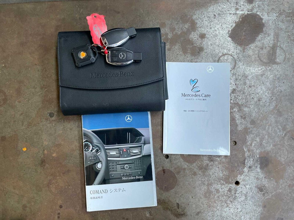 Mercedes-Benz E63 AMG Kombi 5.5 V8 525PS 2011