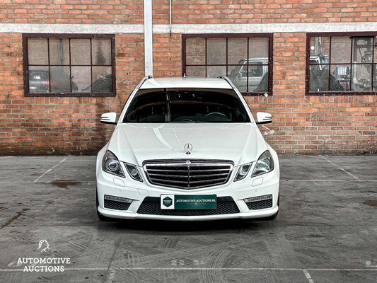 Mercedes-Benz E63 AMG Estate 5.5 V8 525hp 2011