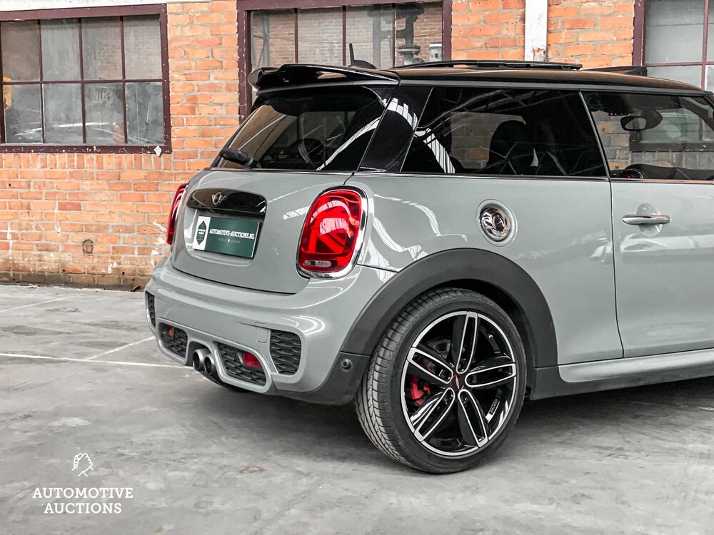 Mini Cooper S (John Cooper Works) 2.0 Chili Serious Business 192PS 2017 JCW, G-119-XP