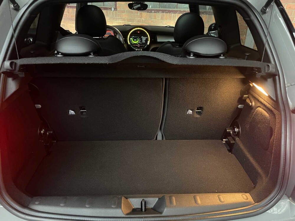 Mini Cooper S (John Cooper Works) 2.0 Chili Serious Business 192PS 2017 JCW, G-119-XP