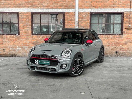 Mini Cooper S (John Cooper Works) 2.0 Chili Serious Business 192pk 2017 JCW, G-119-XP