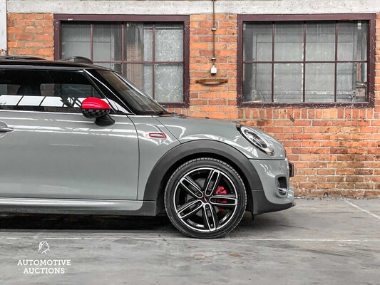 Mini Cooper S (John Cooper Works) 2.0 Chili Serious Business 192pk 2017 JCW, G-119-XP