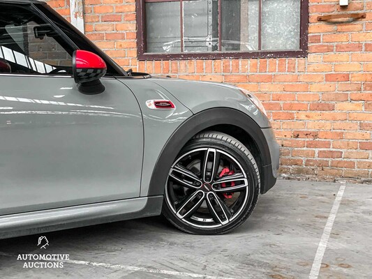 Mini Cooper S (John Cooper Works) 2.0 Chili Serious Business 192pk 2017 JCW, G-119-XP