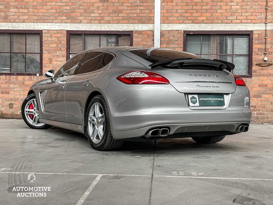 Porsche Panamera Turbo 4.8 V8 500pk 2010