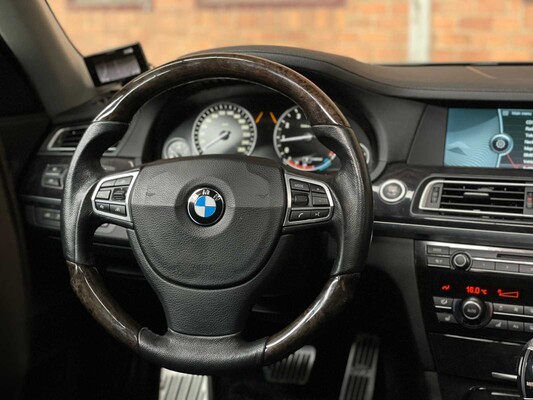 BMW ActiveHybrid7 F04 4.4 V8 465hp 2010