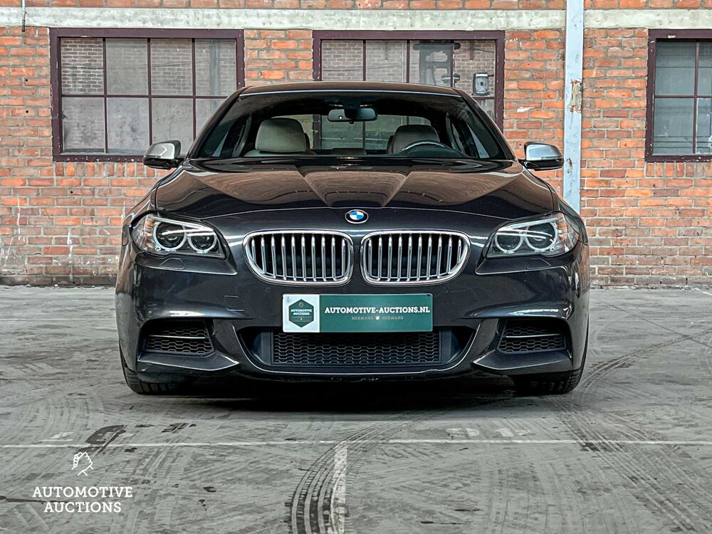 BMW M550xd M-Sport 381PS 2015 (Original-NL) 5er, 4-ZLT-48