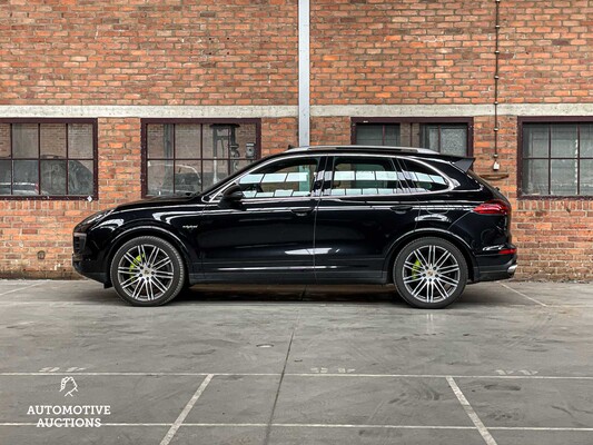 Porsche Cayenne S E-Hybrid 3.0 V6 Sport-Chrono 416PS 2015 (Original-NL), GP-059-N